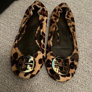 Leopard Tory flats